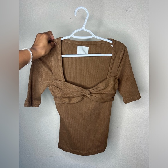 CITIZENS of HUMANITY Parie Twisted Top - Picture 2 of 5